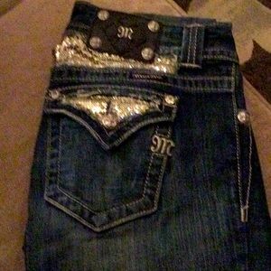 Great condition size 29 inseam 32
